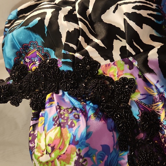 XSCAPE-Beautifful Dress- Multi designed and colors. - Picture 8 of 9